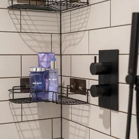 Lejlighed Cheltenham Two *